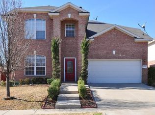 6765 Geyser Trl, Watauga, TX 76137