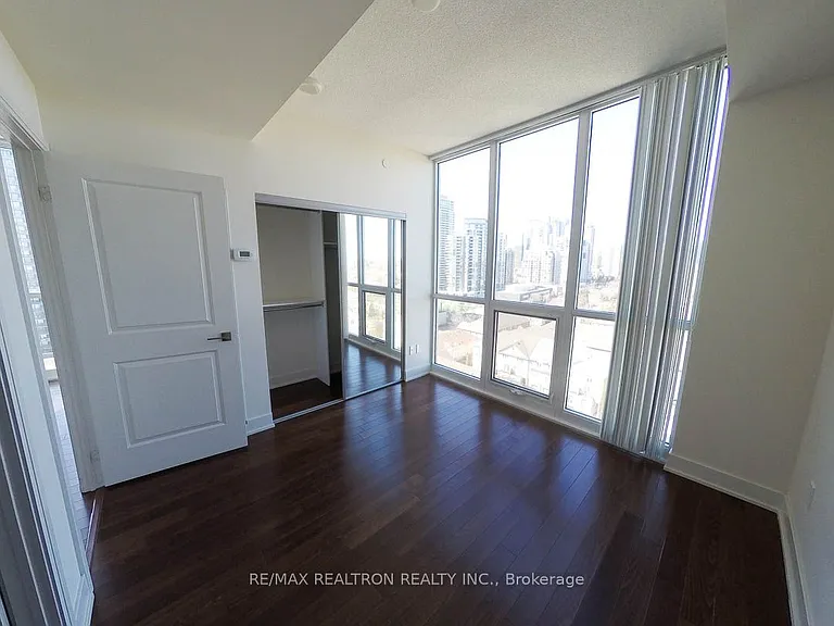 88 Sheppard Ave E #1408 — Photo 7