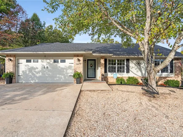 11 Thirsk Ln, Bella Vista, AR 72714