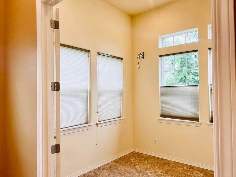 8333 Camano Loop NE — Photo 19