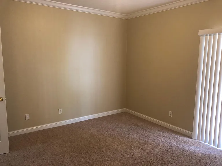 7338 Amherst Ave — Photo 13