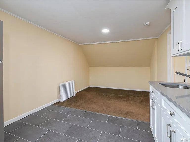 11 Deauville Pkwy — Photo 10