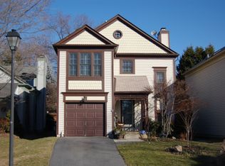 9 Bargene Ct, Germantown, MD 20874