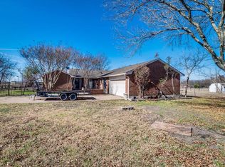 1551 N Mockingbird Ln, Midlothian, TX 76065