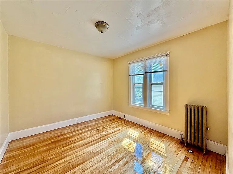2 Shirley St #2 — Photo 14