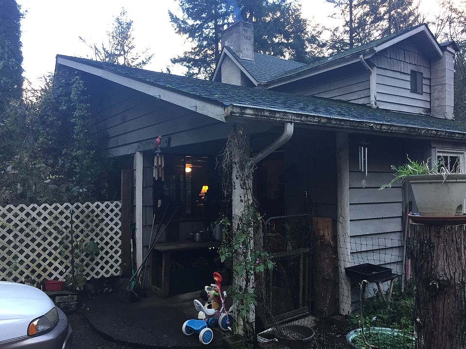 1st image of 16810 Russian Hill Ln SE