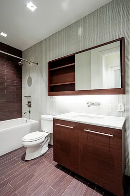 Rented by Mirador Real Estate | media 84