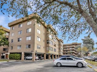 Hampton, Pompano Beach, FL 33068