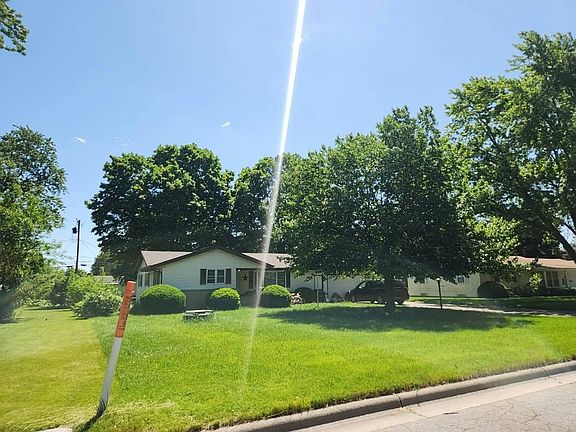 3rd image of 1102 S 14th St