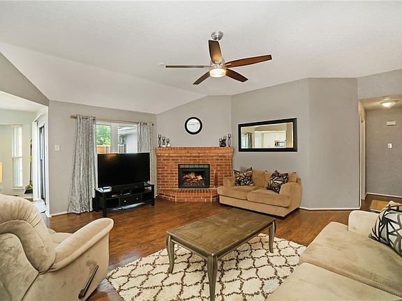 5th image of 1927 Cheshire Creek Pl