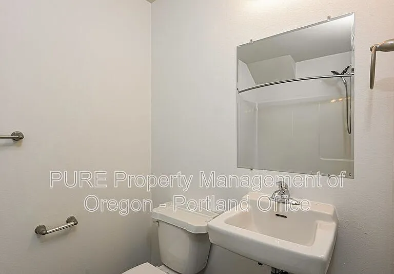 5490 SE Milwaukie Ave #101 — Photo 17