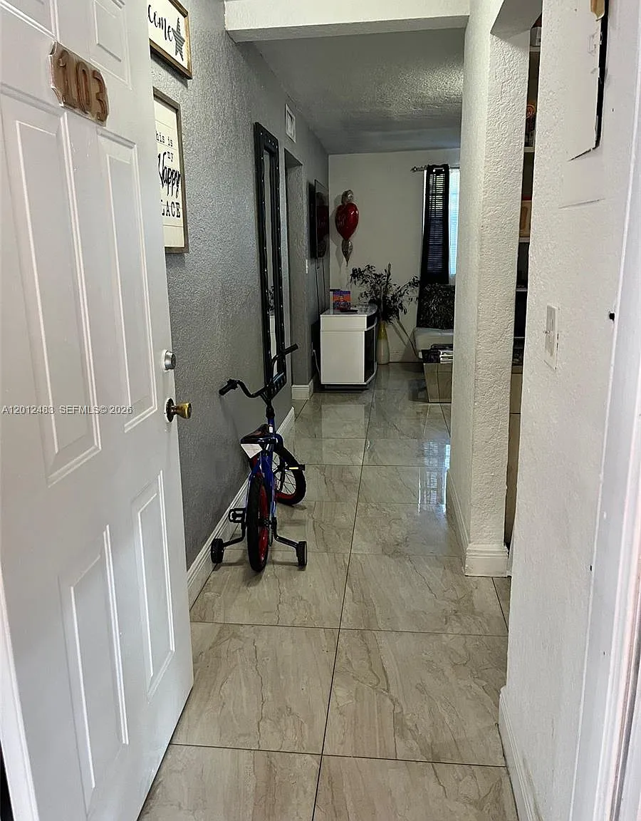 River Villas Condo — Photo 3