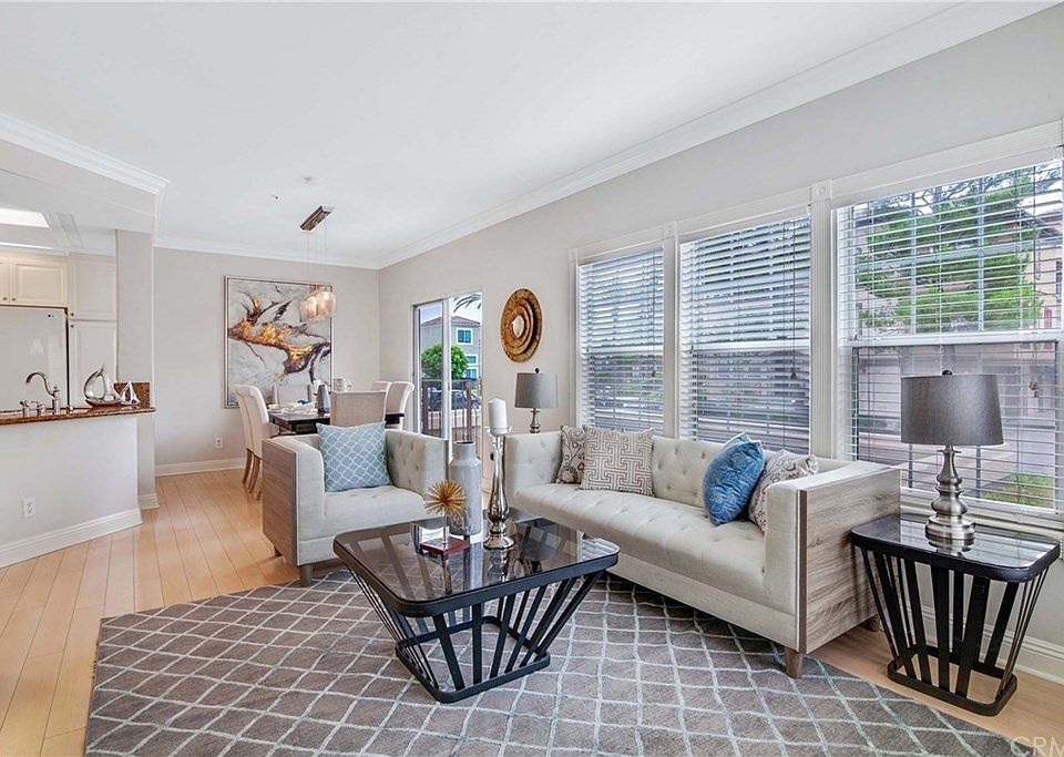 1st image of 232 Montana Del Lago Dr
