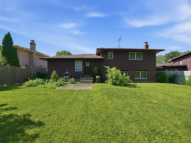 4050 Violet Ln — Photo 22