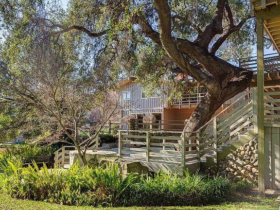 2nd image of 238 Barranca Road