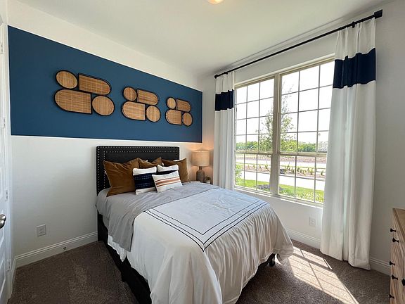 2nd image of 1323 Beach Blvd