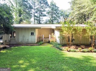 117 Meadow Ln, Calhoun, GA 30701