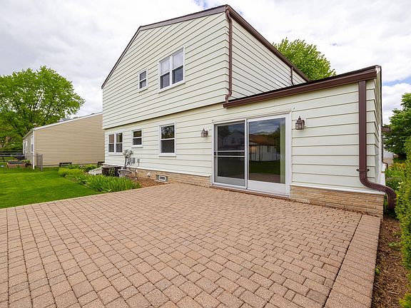 4th image of 24837 Highlands Dr