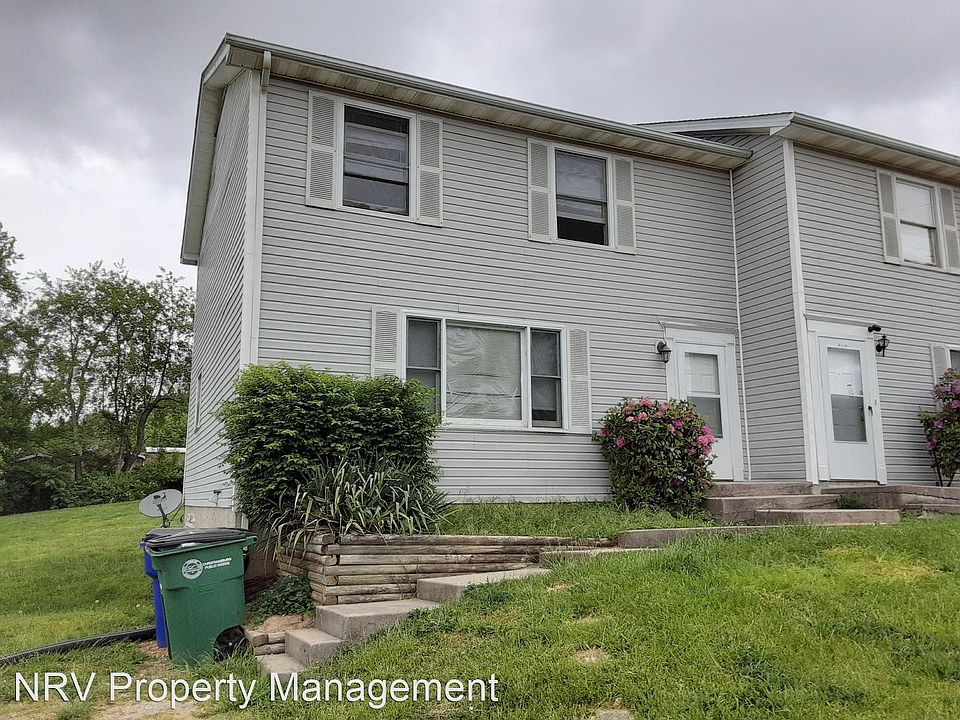 1st image of 360 Wakeman Ct