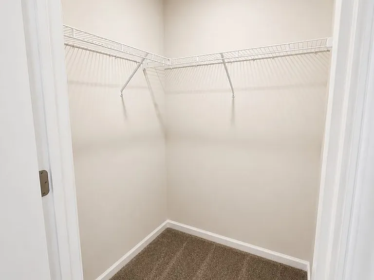 181 Dagger Ct — Photo 37