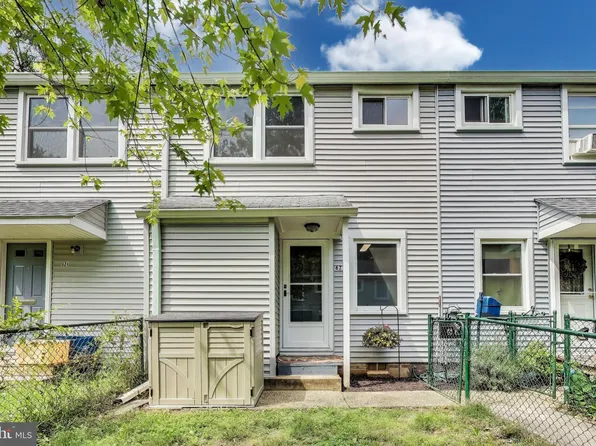 6 Plateau Pl Unit Z3, Greenbelt, MD 20770