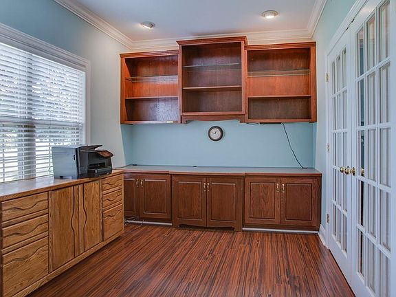 3rd image of 1564 Indian Meadows Dr