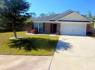 201 Grandview Dr, Hinesville, GA 31313