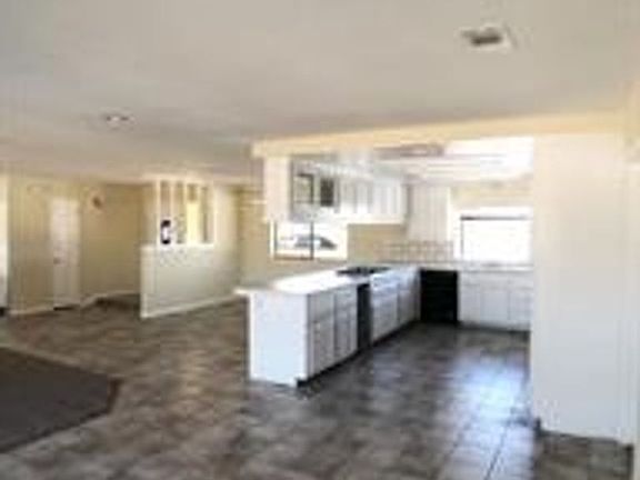 3rd image of 21036 Pine Ridge Ave