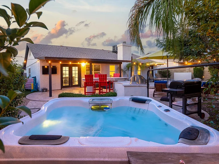 4019 E Taro Ln — Photo 18