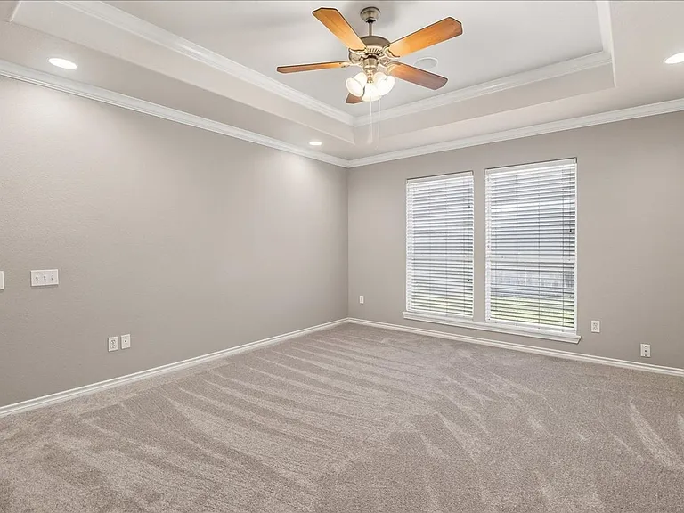 5114 Spring Brook Dr — Photo 25