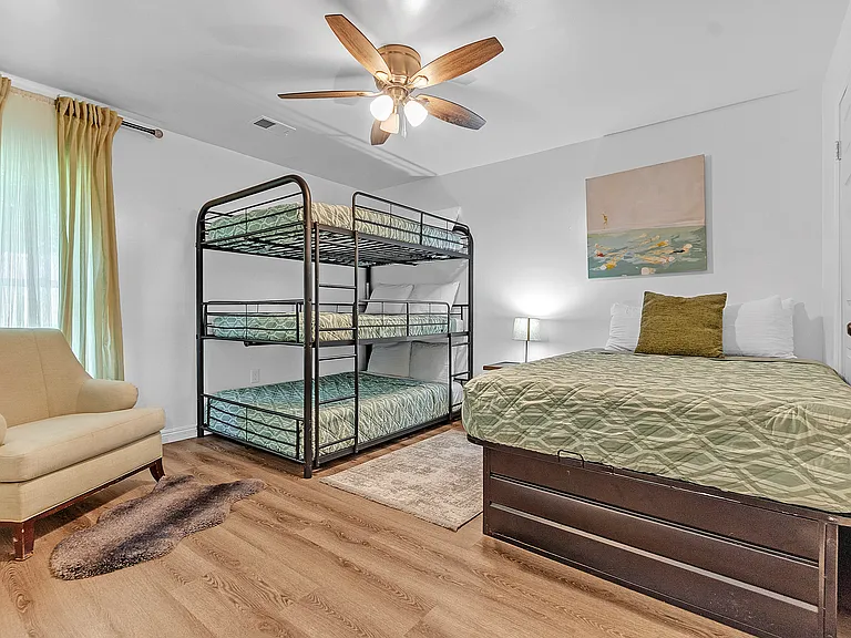 8910 Magnolia Leaf Cv — Photo 15