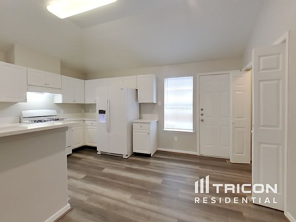 4th image of 19314 Grand Colony Ct