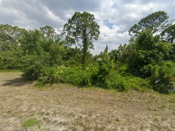 5006 N Dogwood Cir, Labelle, FL 33935