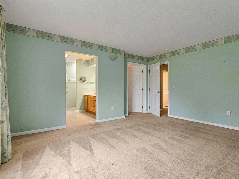 2691 Abbey Knoll Dr — Photo 23