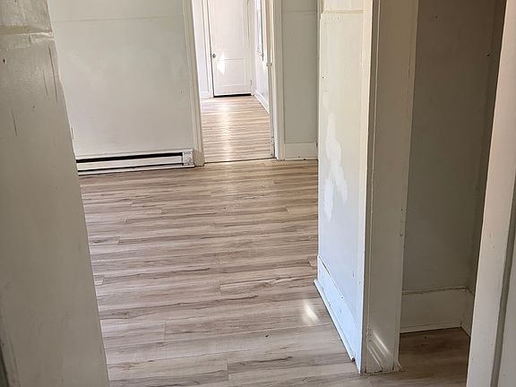 2nd image of 144 Prospect St #2B