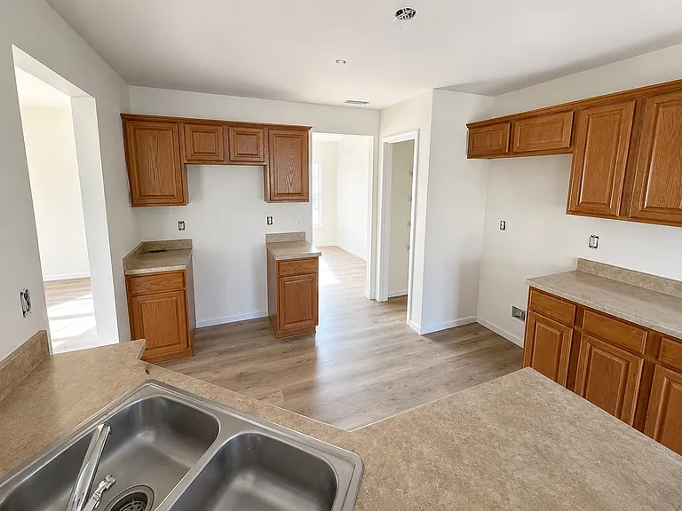 414 Bentridge Dr — Photo 7
