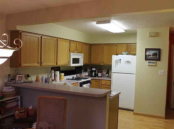 4th image of 2407 Reynolds Manor Dr #2