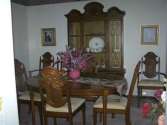 5th image of 229 Craig Dr