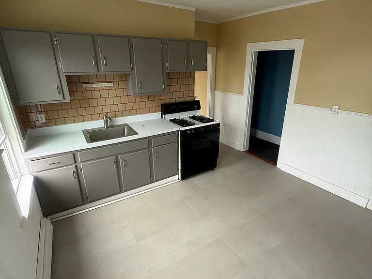 245 Boston Ave #2 — Photo 1