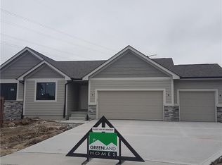 5501 148th Cir, Urbandale, IA 50323