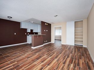 6920 Victoria Ave APT 13, Highland, CA 92346