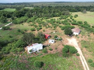 1090 Appling Rd, Kingsbury, TX 78638