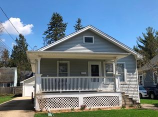 415 Lyon Ave, Wheaton, IL 60187