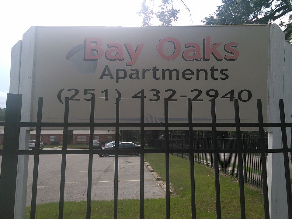 Bay Oaks Apartments