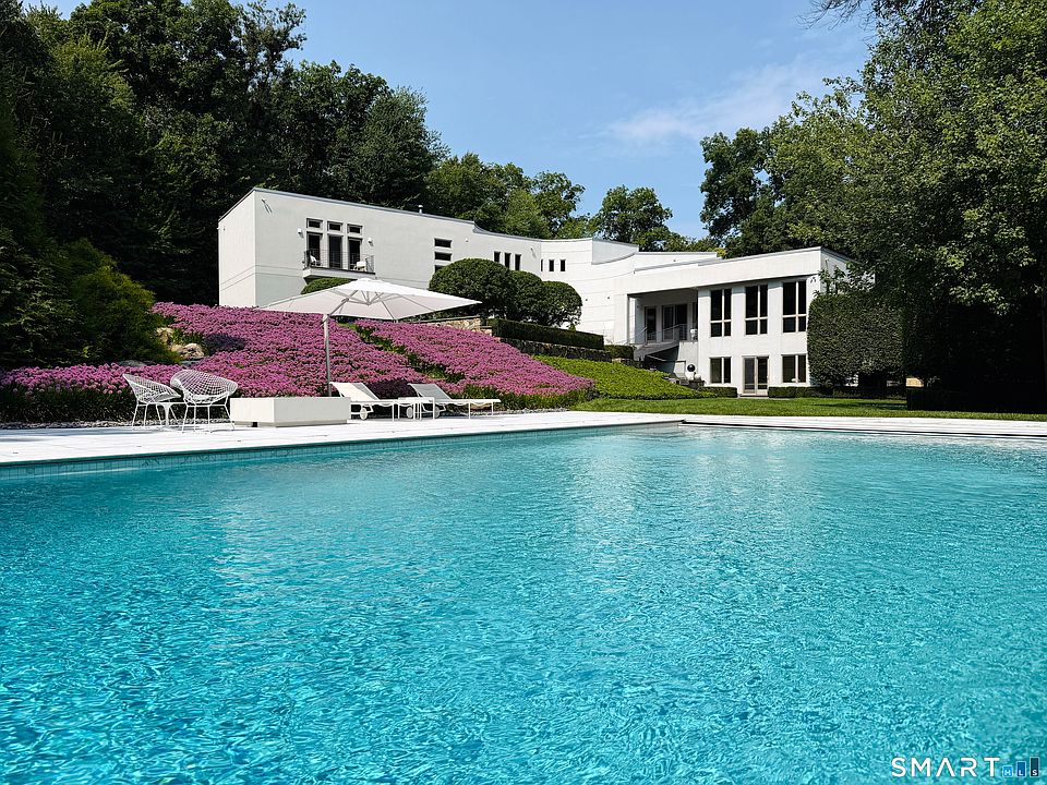 1st image of 300 Sturges Ridge Road
