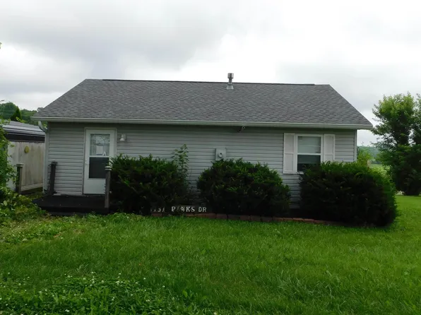 1131 Parks Dr, Spencer, IN 47460