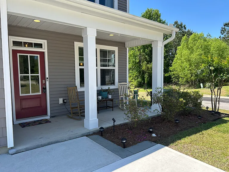 3647 Roseblossom Dr — Photo 8