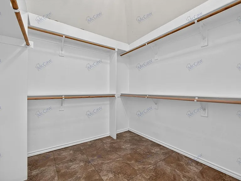 305 Brazil Dr — Photo 29