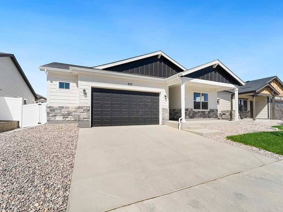 1st image of 527 85th Ave Ct
