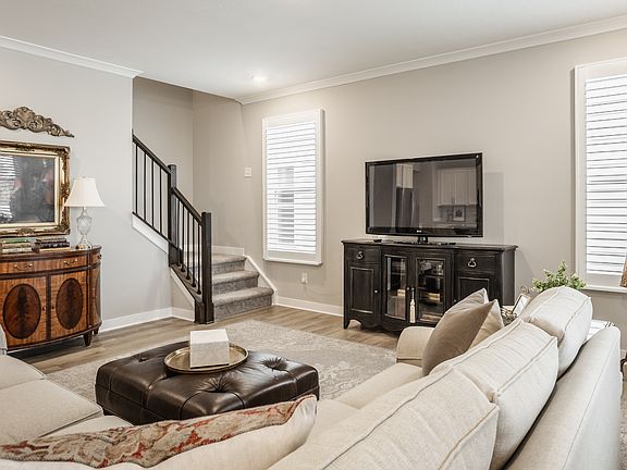 4th image of 408 Ehrlich Ln